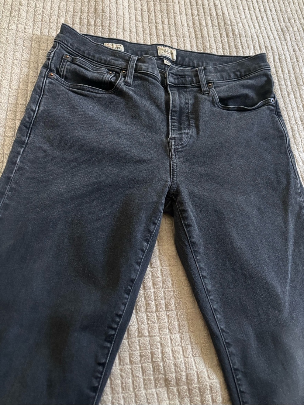 J Crew Womens Jeans Style 250
Stretch Size 30 X 32 Mid Rise - Picture 6 of 7